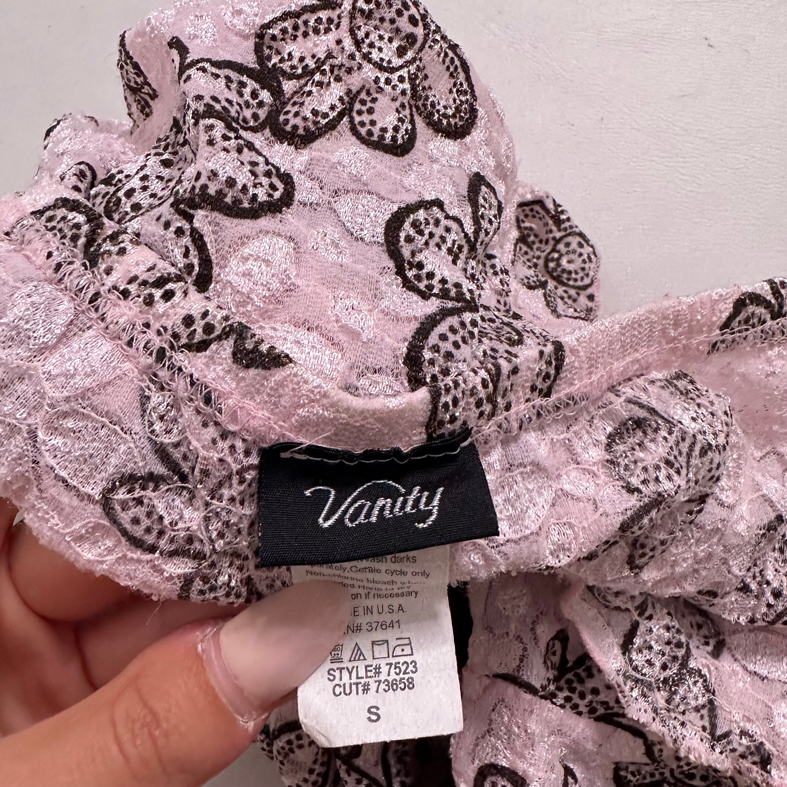 Pink lace bandeau