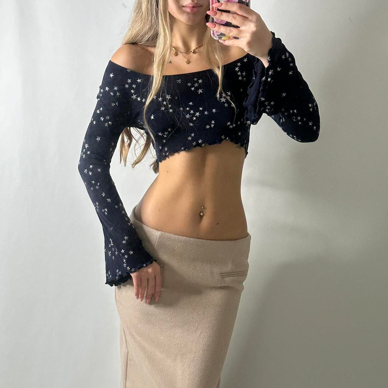 Star print flared sleeve