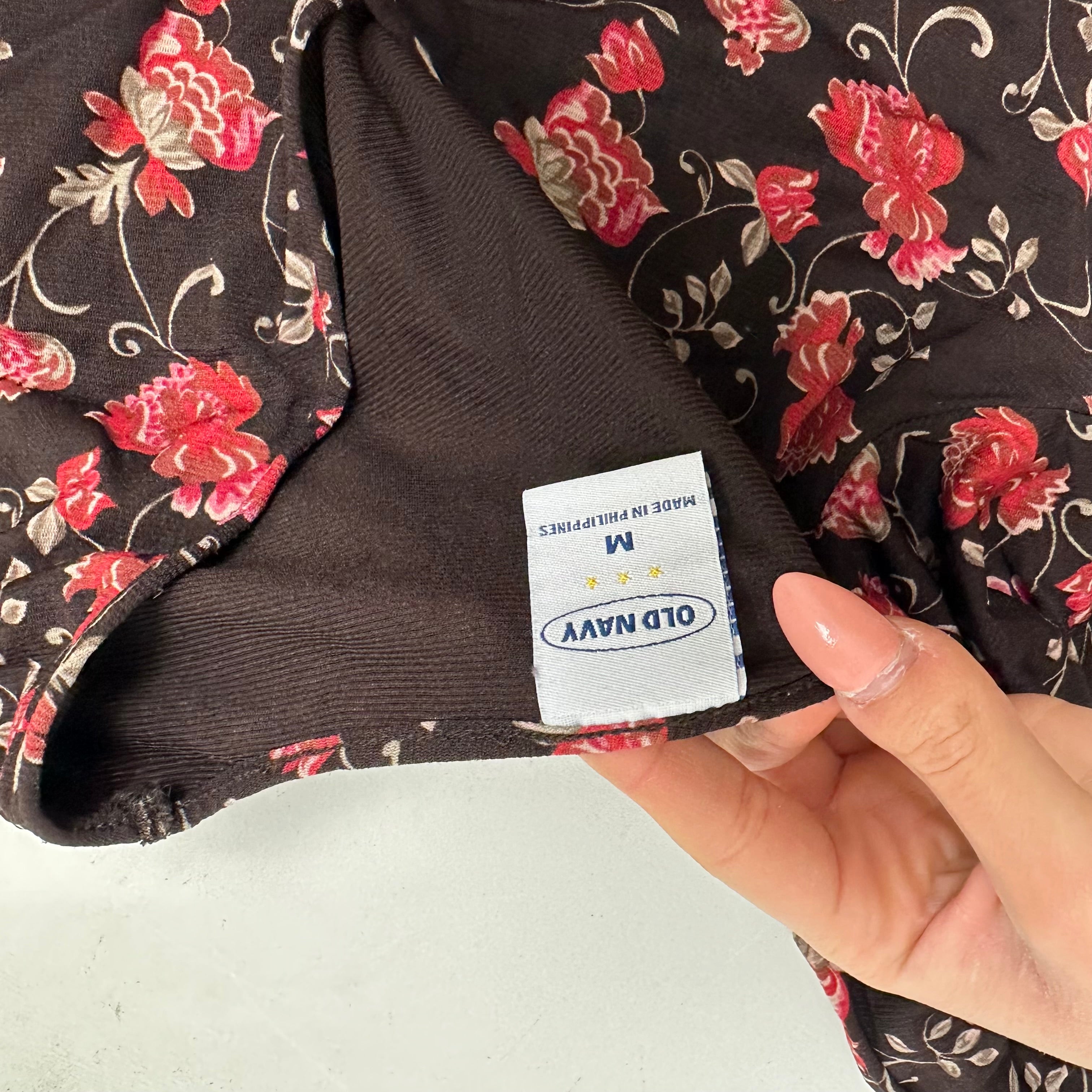 Old navy floral blouse