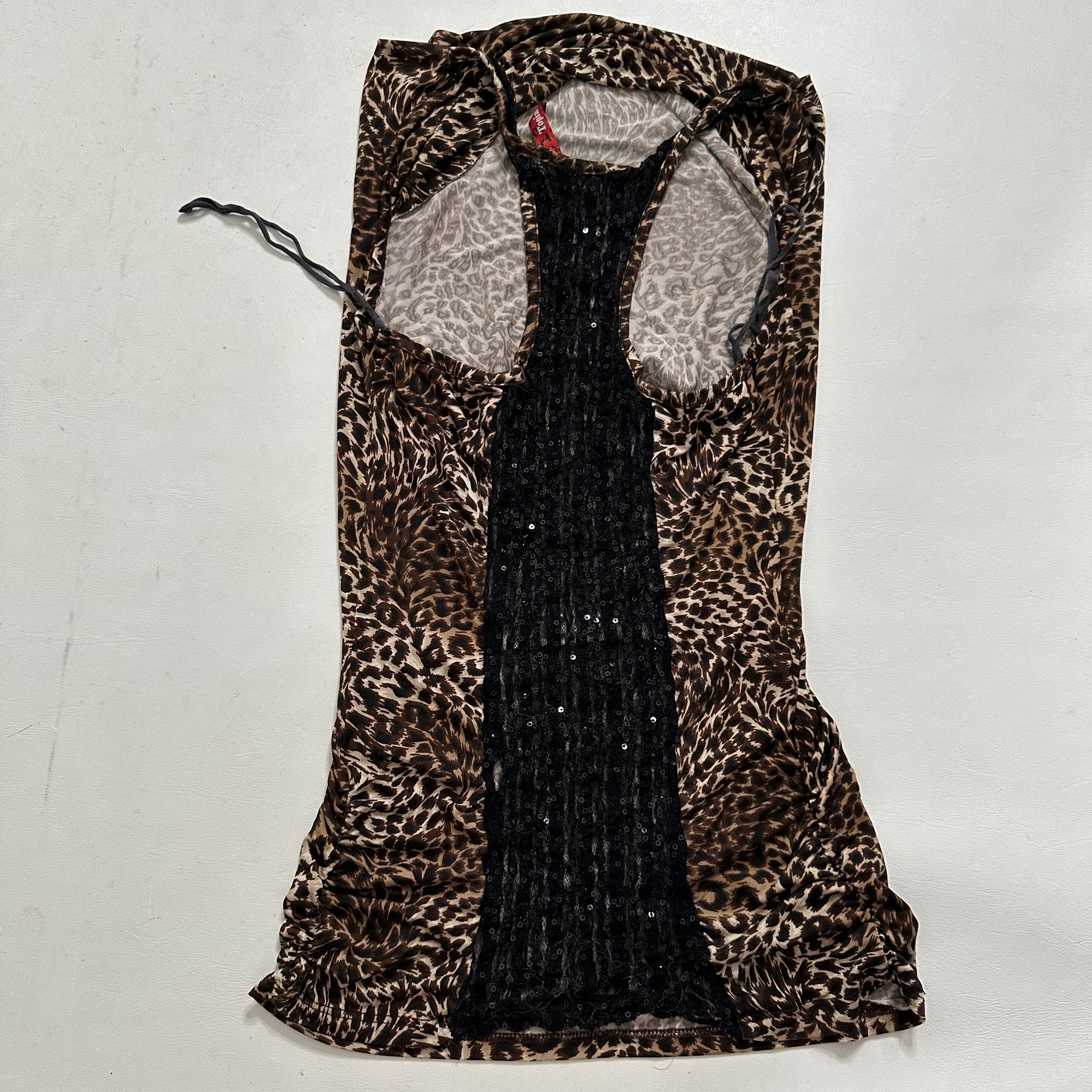 Cowl neck leopard top