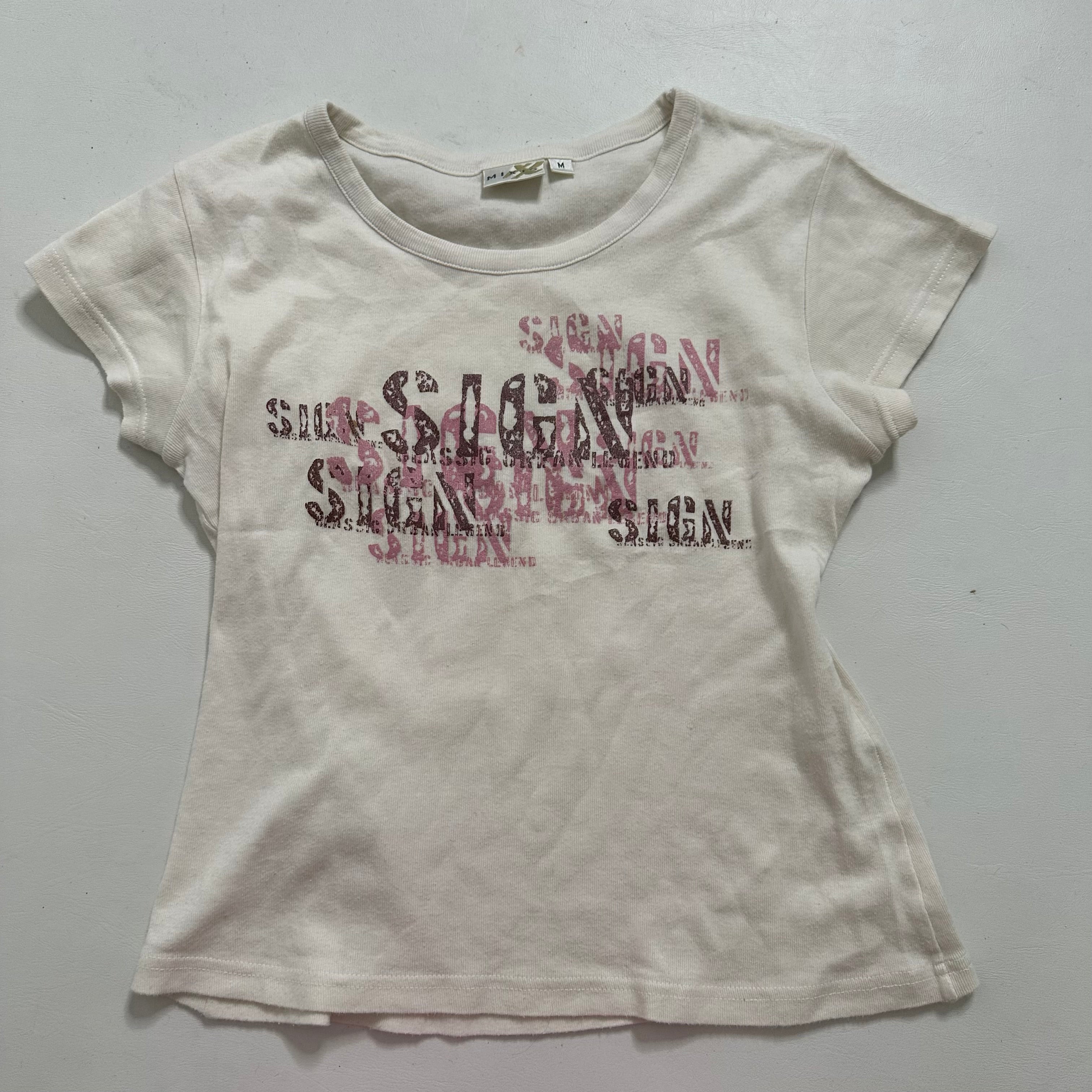 Baby tee pink white graphic top