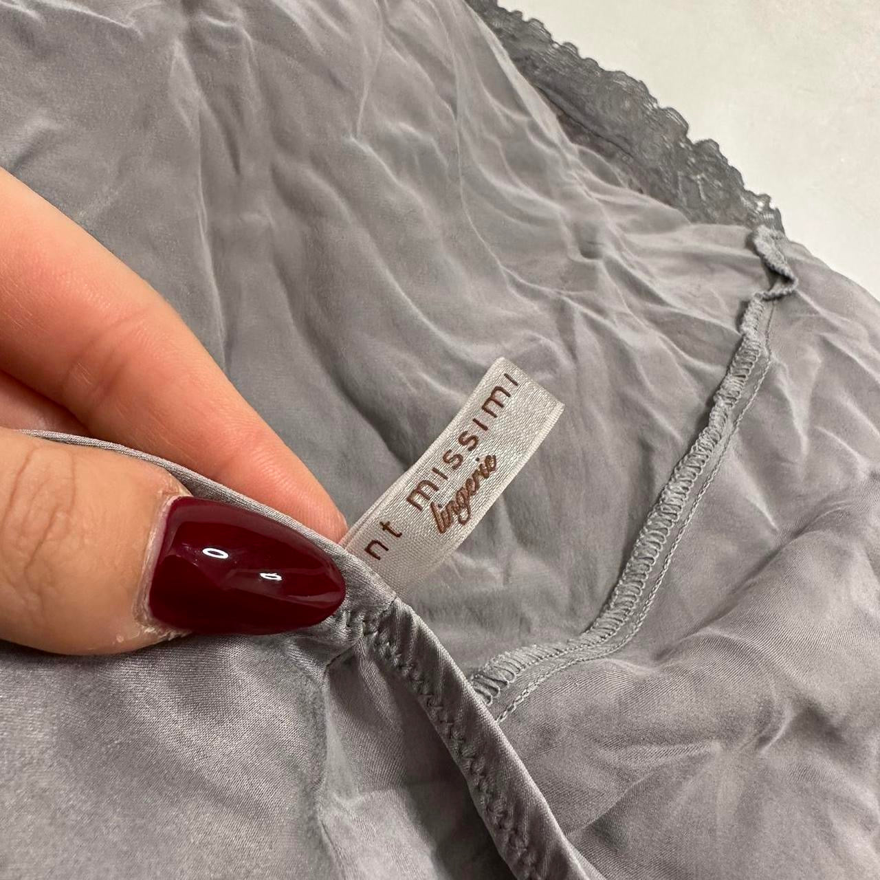 Intimissimi silk lace lined top