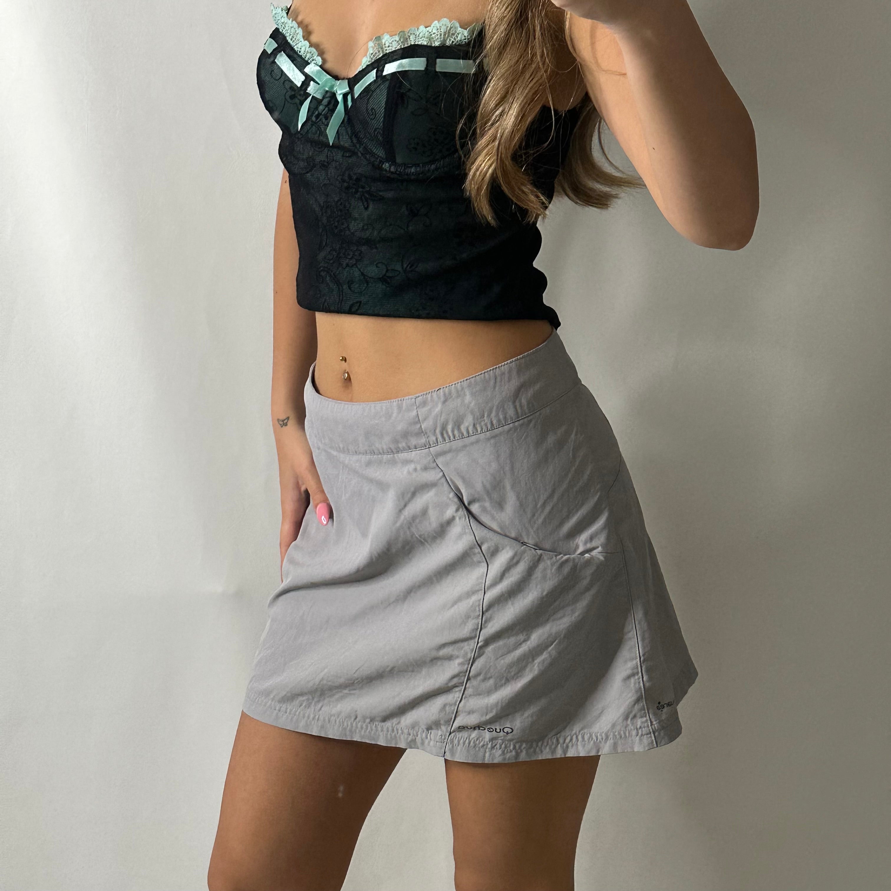 Sporty grey mini skirt